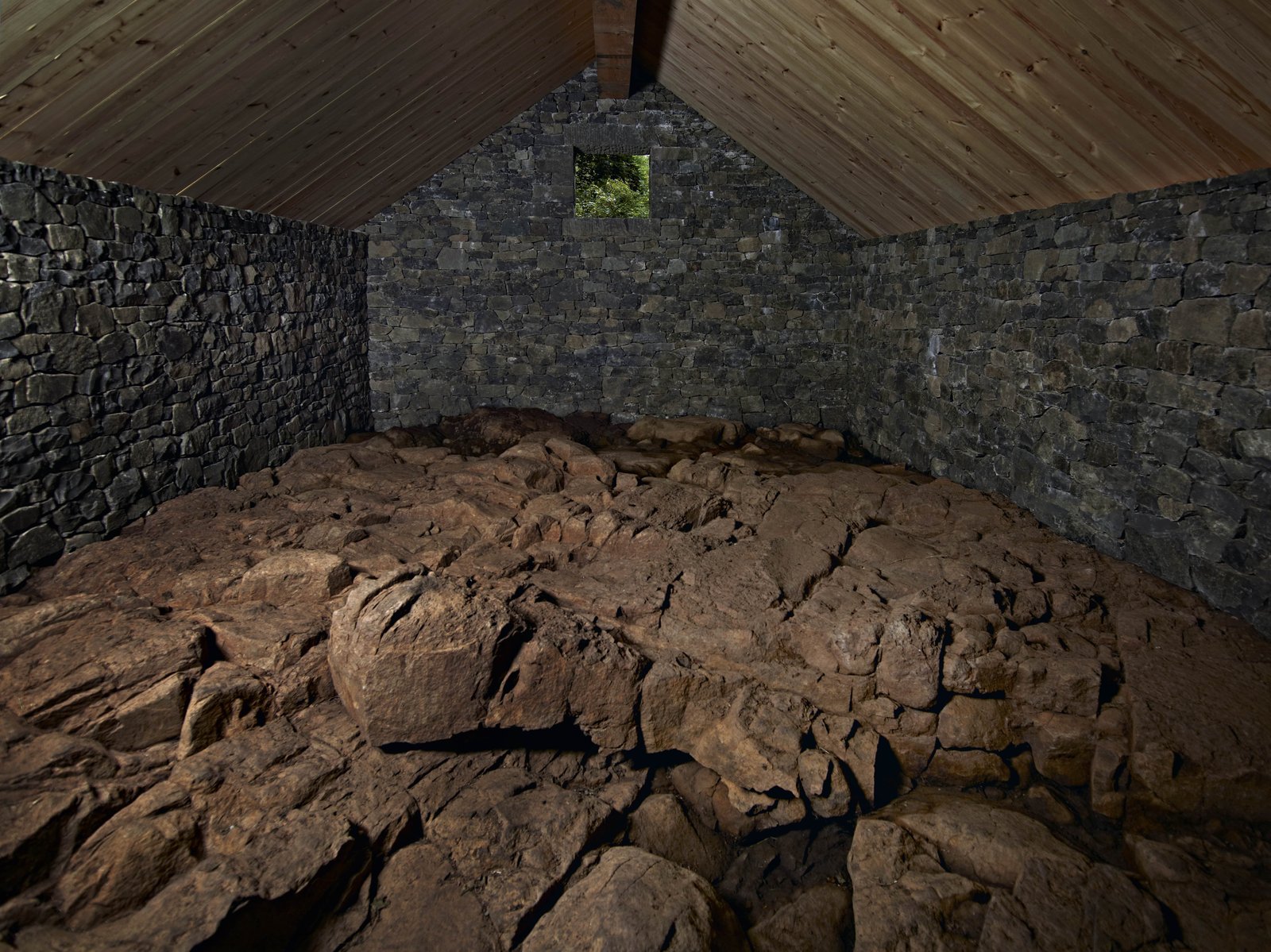 Andy Goldsworthy, Stone House, 2009, photograph by Allan Pollok Morris, courtesy of Jupiter Artland