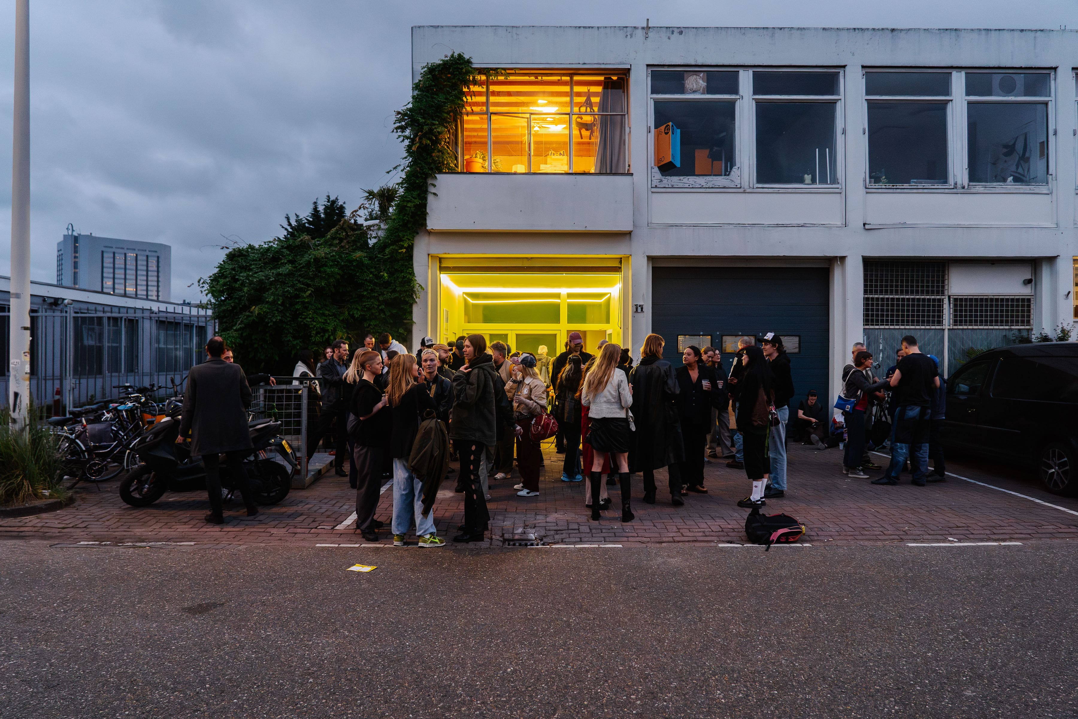 Visitors at Amsterdam Art Week 2024, photograph by Tomek Dersu Aaron