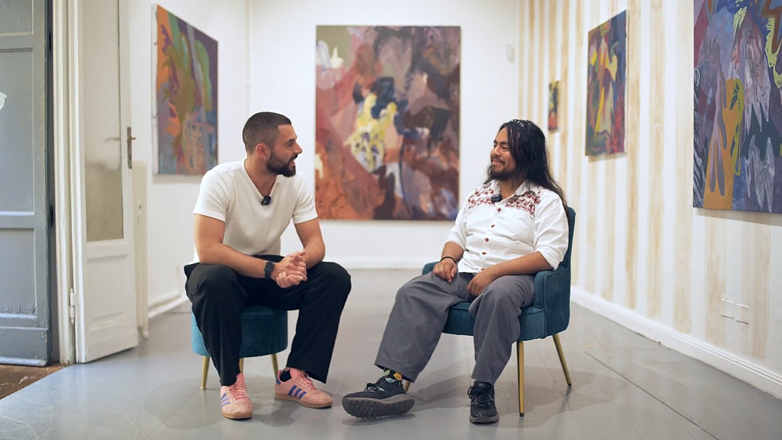 Interview with Eliel David Martínez: the exhibition “Walls and Foxes” and Mexican migration cover