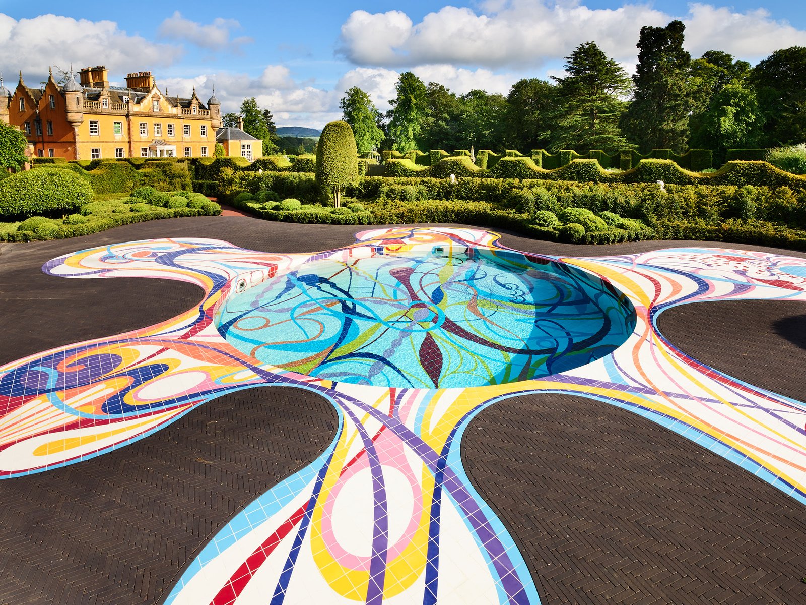 IL POTERE DELLA SCULTURA: L’INTERVISTA A NICKY WILSON, COFONDATRICE DI JUPITER ARTLAND cover