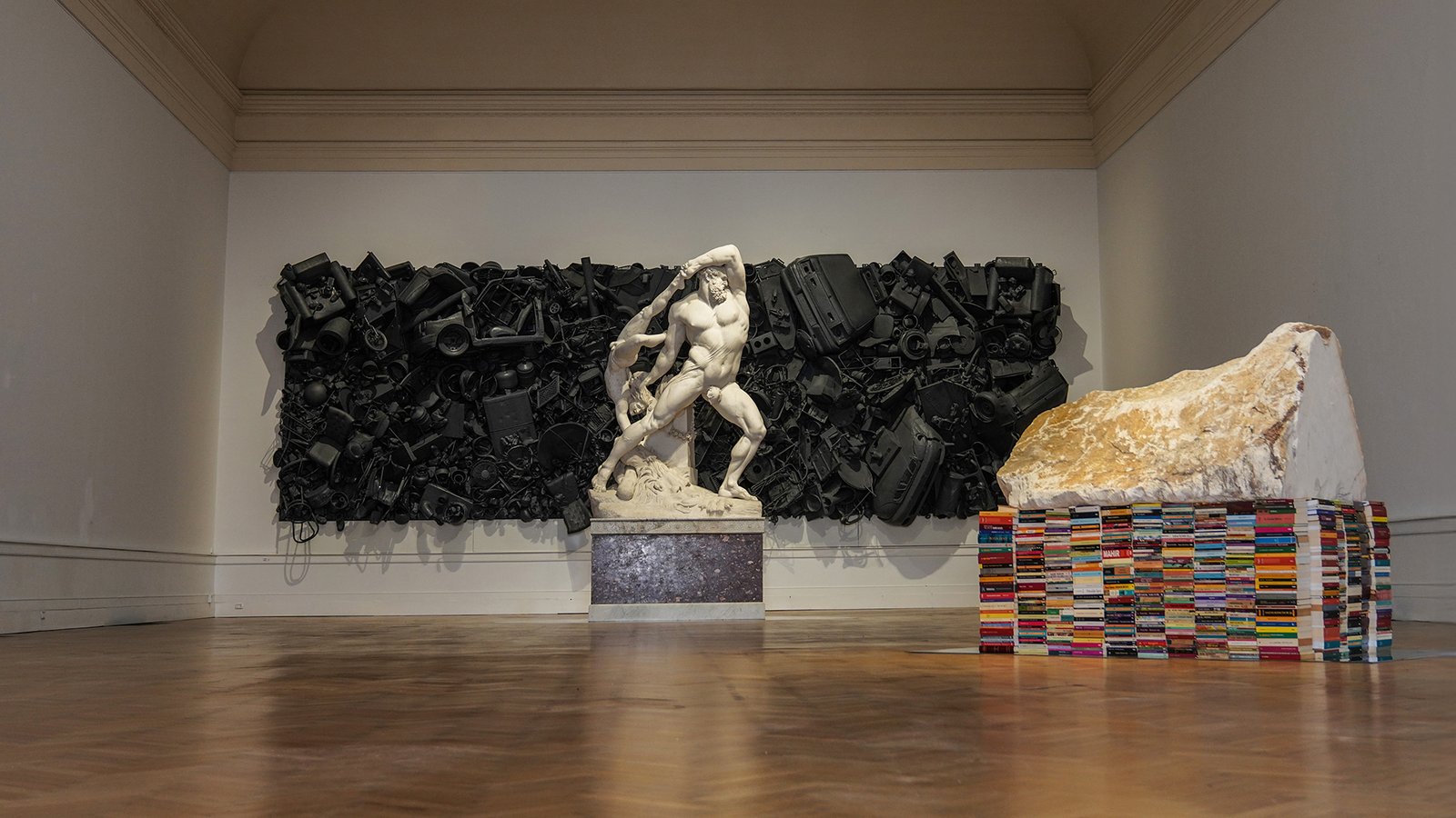 Ahmet Güneştekin a Roma: la mostra “YOKTUNUZ” alla Galleria Nazionale cover